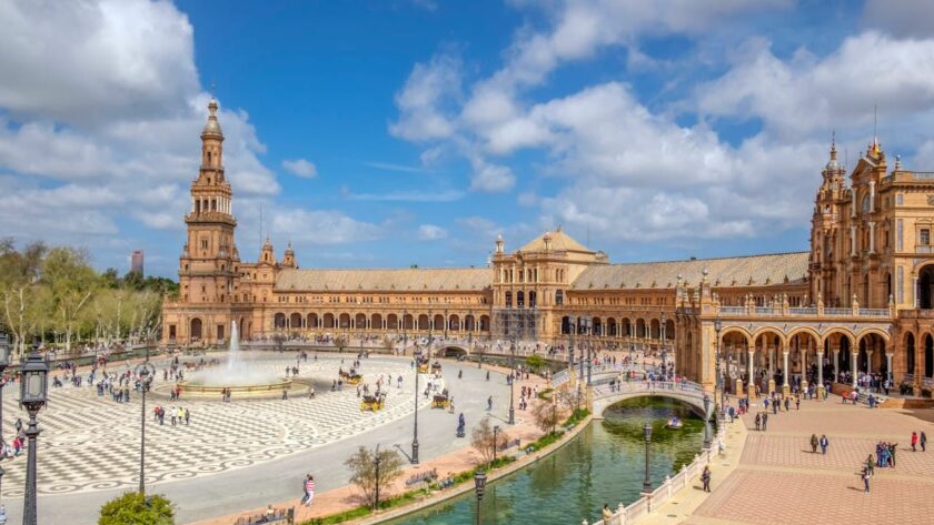 Sevilla: Eine faszinierende Stadt voller Geschichte und Kultur